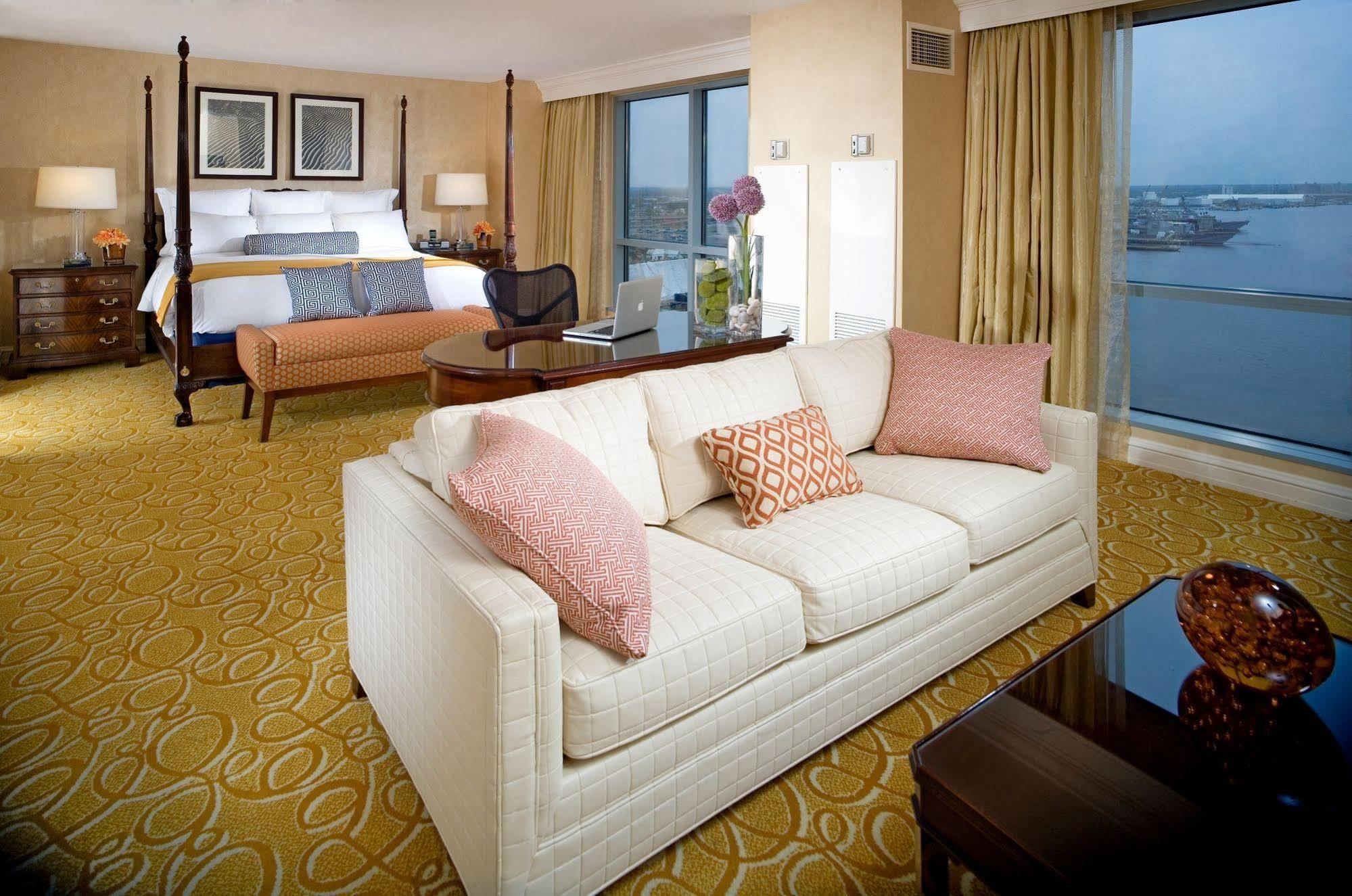 Renaissance Portsmouth-Norfolk Waterfront Hotel Rom bilde